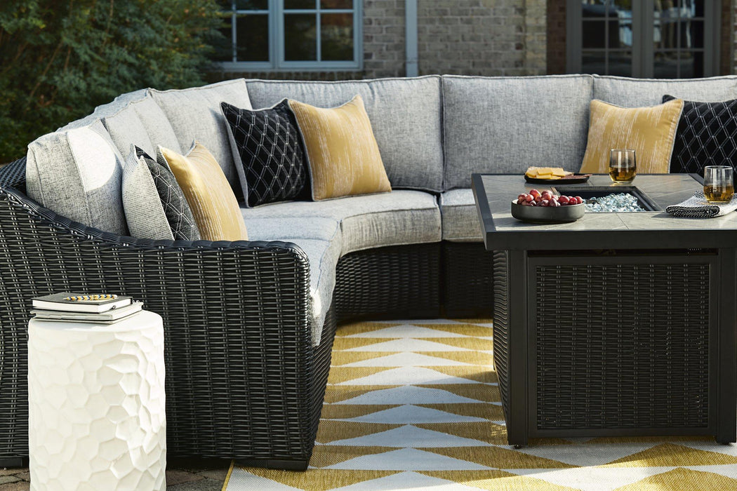 Beachcroft Outdoor Sectional