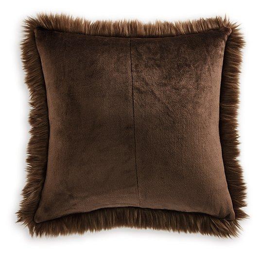 Bellethrone Pillow