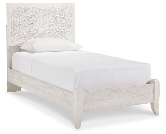 Paxberry Bedroom Set