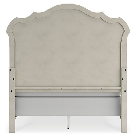 Arlendyne Upholstered Bed